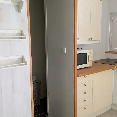 Independent In Nature * Saint-Valérien