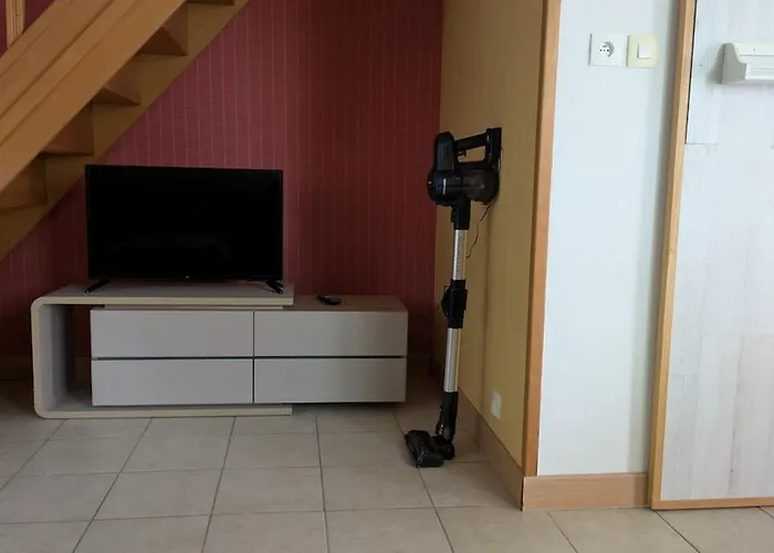 Independent In Nature * Saint-Valérien